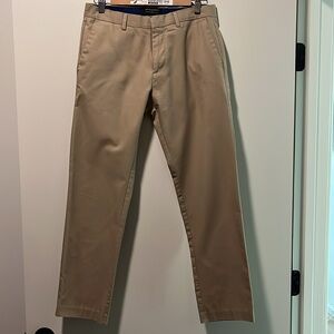 Banana Republic Men’s Non-Iron Tailored Slim Fit 30/30 Khaki Pants